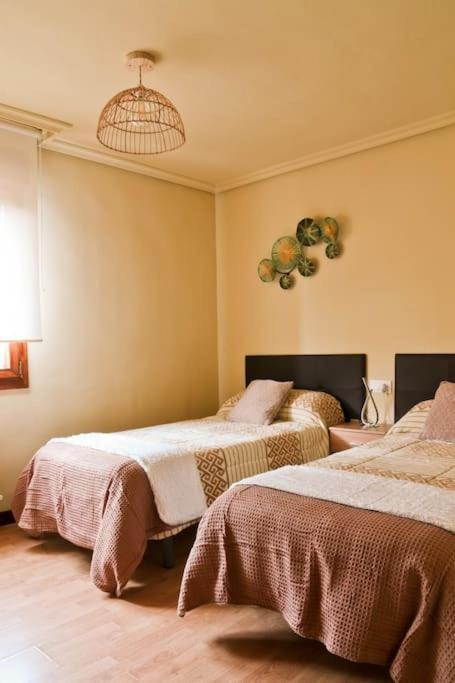 Urbion Etxea Apartment เบียนา ภายนอก รูปภาพ